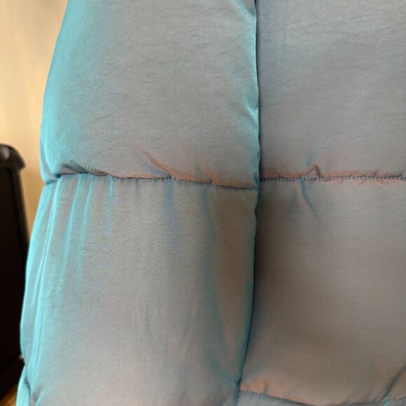 Stormy Iridescent Nylon Cropped Puffer Jacket - Blue - Picture 5 of 5